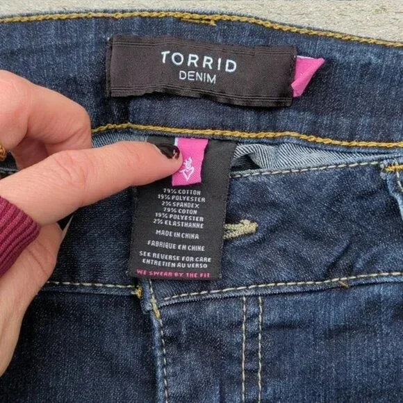 Torrid Denim Darkwash Straight Fit Jeans with Rhinestone Back Pockets - Picture 5 of 12